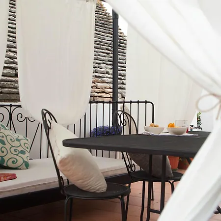 Diffuso Sotto Le Cummerse 4* Локоротондо