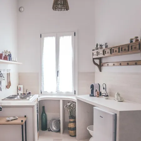 Diffuso Sotto Le Cummerse Локоротондо