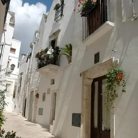 Diffuso Sotto Le Cummerse 4*